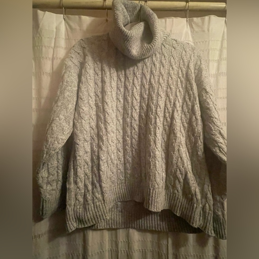 Oversized Gray Cable Knit Turtleneck Sweater